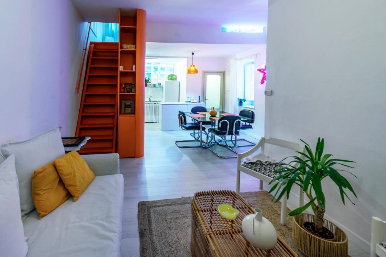 נאפולי Charming Apartment With Balcony In The Historic Center מראה חיצוני תמונה