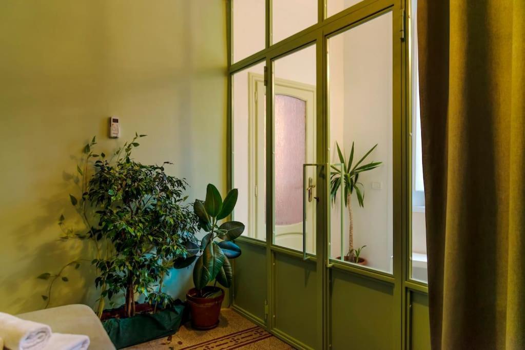 נאפולי Charming Apartment With Balcony In The Historic Center מראה חיצוני תמונה